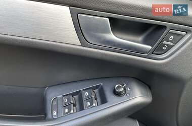 Внедорожник / Кроссовер Audi Q5 2010 в 