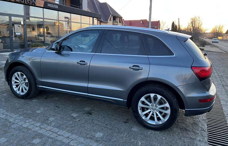 Внедорожник / Кроссовер Audi Q5 2014 в Ужгороде