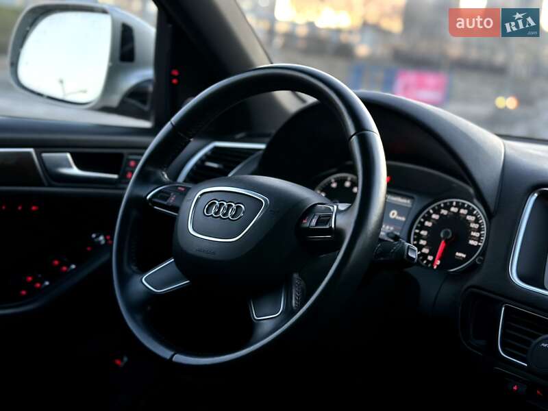 Внедорожник / Кроссовер Audi Q5 2016 в Киеве