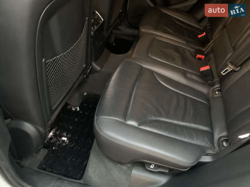 Позашляховик / Кросовер Audi Q5 2016 в Дніпрі