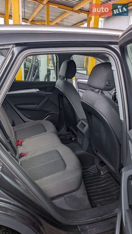 Внедорожник / Кроссовер Audi Q5 2019 в Хмельницком