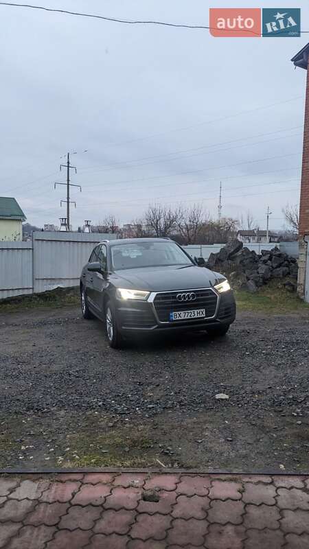 Внедорожник / Кроссовер Audi Q5 2019 в Хмельницком