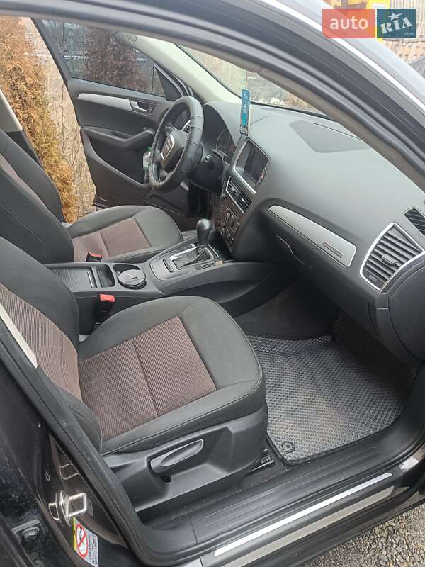 Внедорожник / Кроссовер Audi Q5 2009 в Виннице