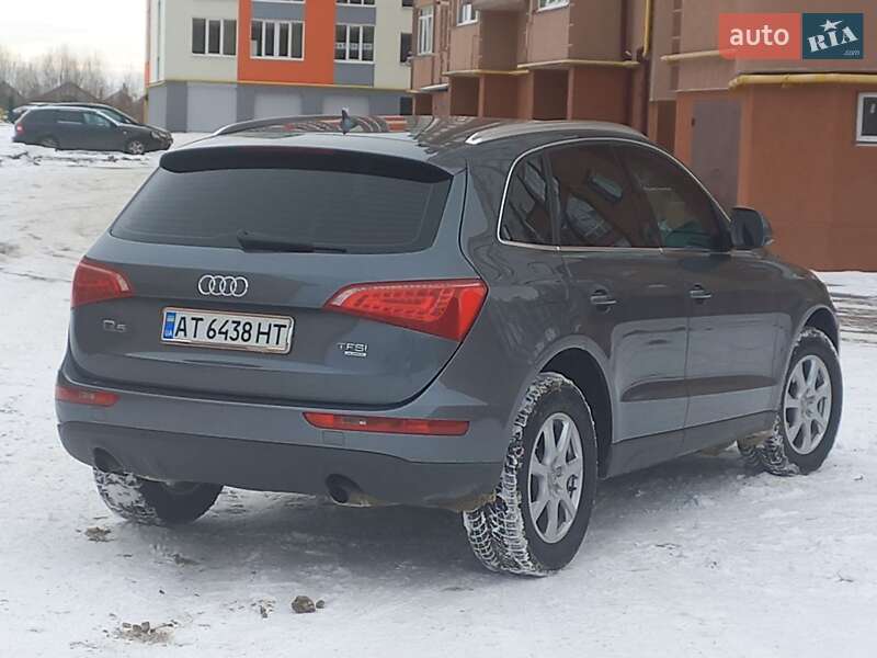 Внедорожник / Кроссовер Audi Q5 2011 в Киеве