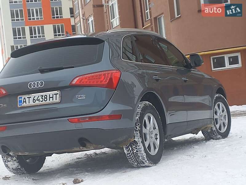 Внедорожник / Кроссовер Audi Q5 2011 в Киеве