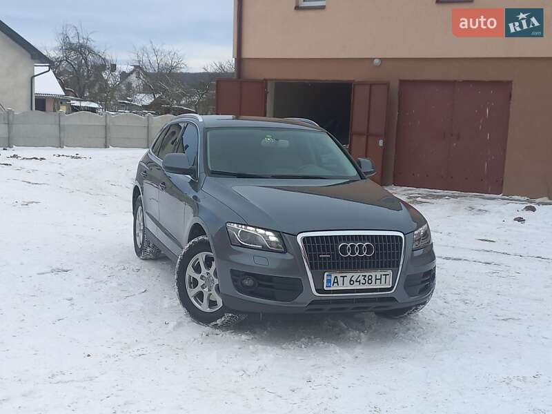 Внедорожник / Кроссовер Audi Q5 2011 в Киеве