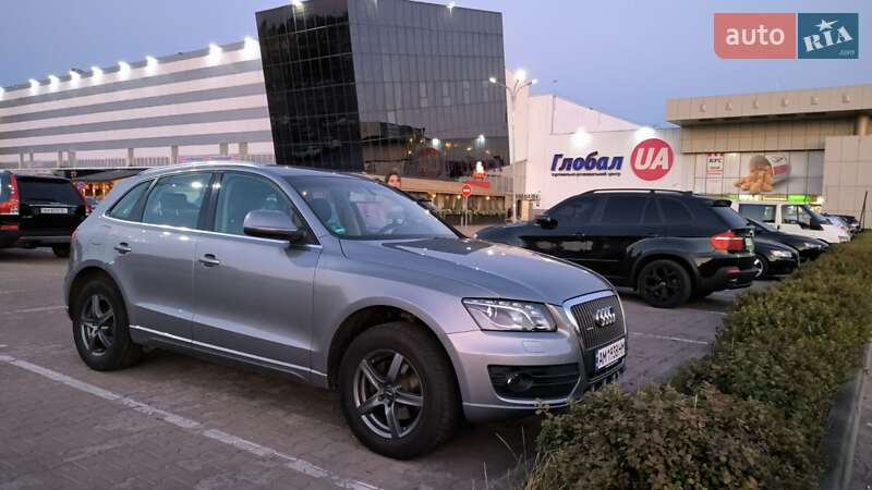 Позашляховик / Кросовер Audi Q5 2008 в Житомирі