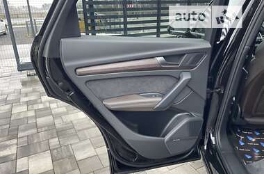 Позашляховик / Кросовер Audi Q5 2020 в Рівному