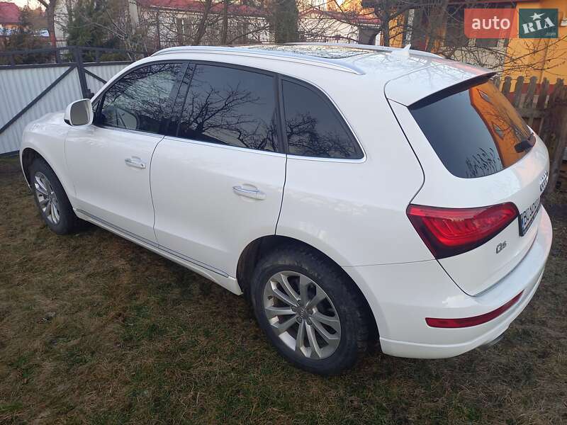 Внедорожник / Кроссовер Audi Q5 2015 в Львове
