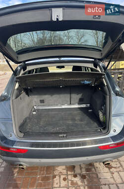 Внедорожник / Кроссовер Audi Q5 2009 в 