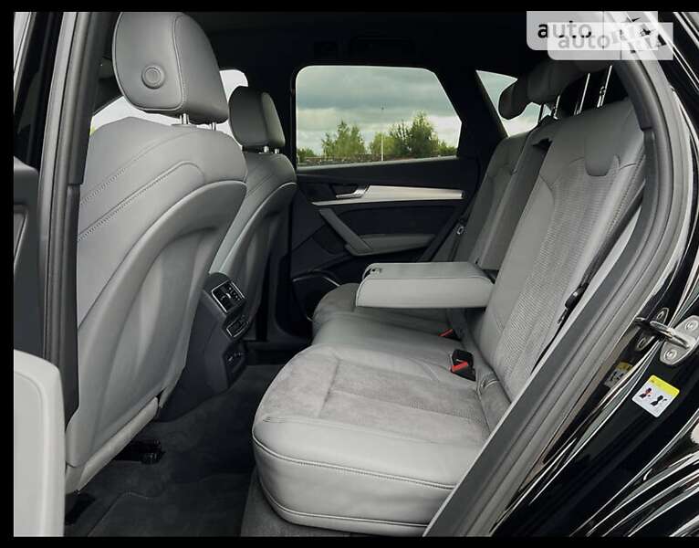 Позашляховик / Кросовер Audi Q5 2018 в Тернополі