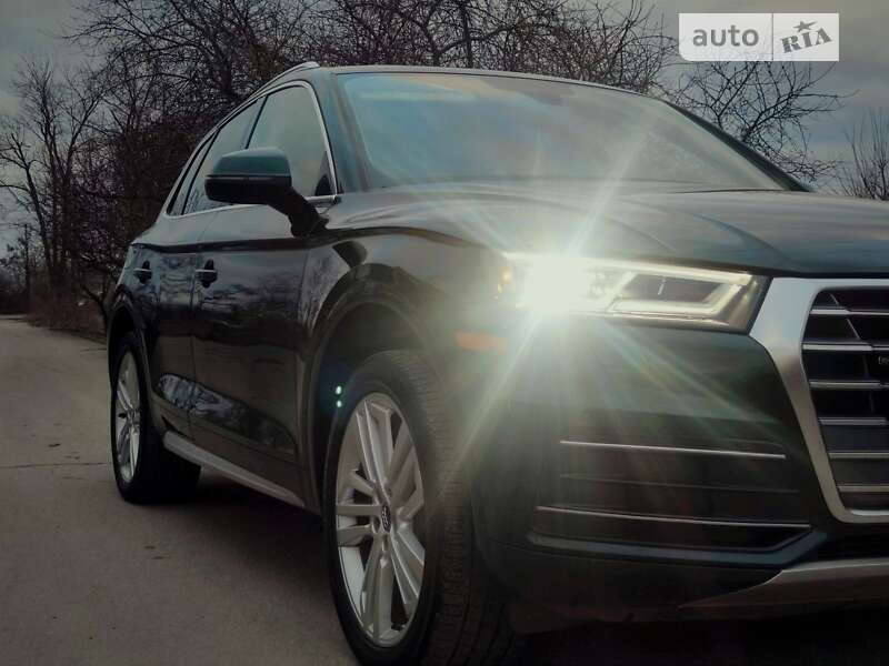 Внедорожник / Кроссовер Audi Q5 2019 в Кривом Роге