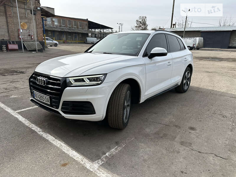 Внедорожник / Кроссовер Audi Q5 2020 в Харькове