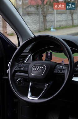 Позашляховик / Кросовер Audi Q5 2017 в Львові