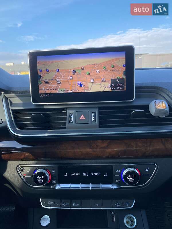 Внедорожник / Кроссовер Audi Q5 2018 в Киеве