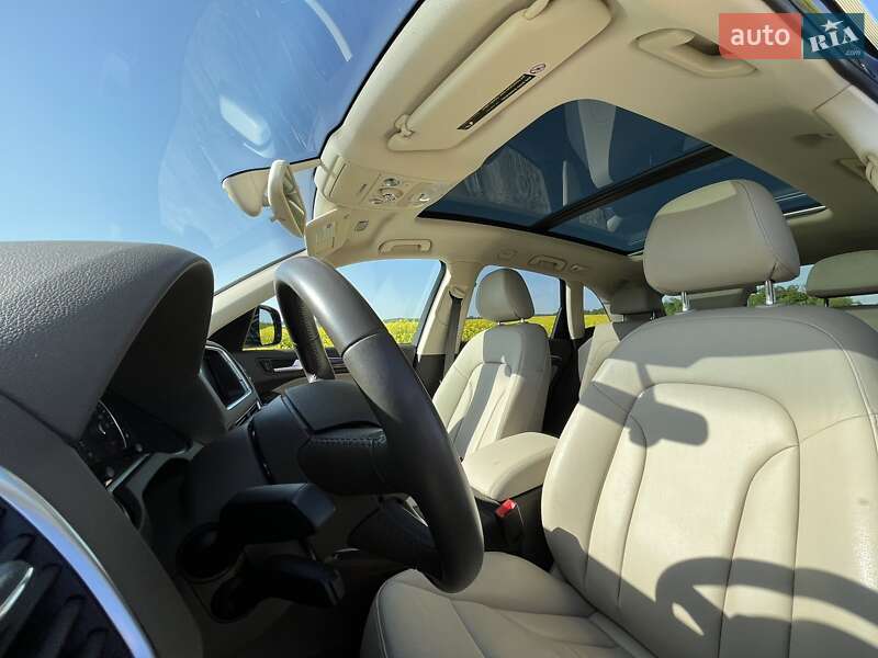 Внедорожник / Кроссовер Audi Q5 2016 в Киеве