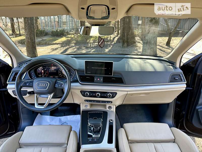 Позашляховик / Кросовер Audi Q5 2018 в Києві