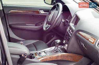 Внедорожник / Кроссовер Audi Q5 2015 в 