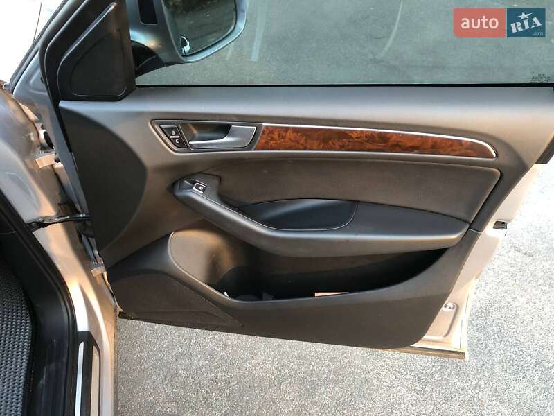 Внедорожник / Кроссовер Audi Q5 2015 в Киеве