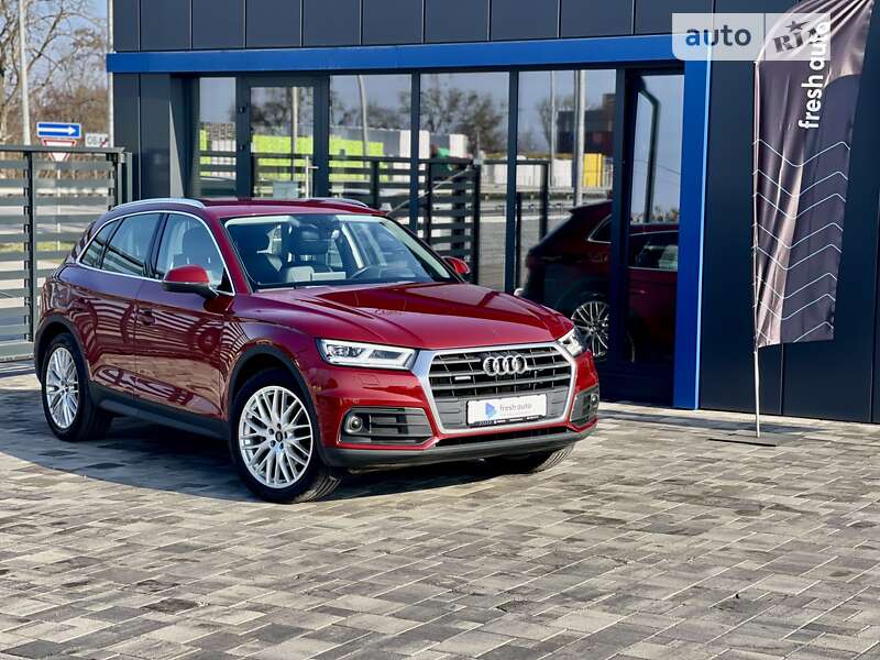 Внедорожник / Кроссовер Audi Q5 2018 в Ровно