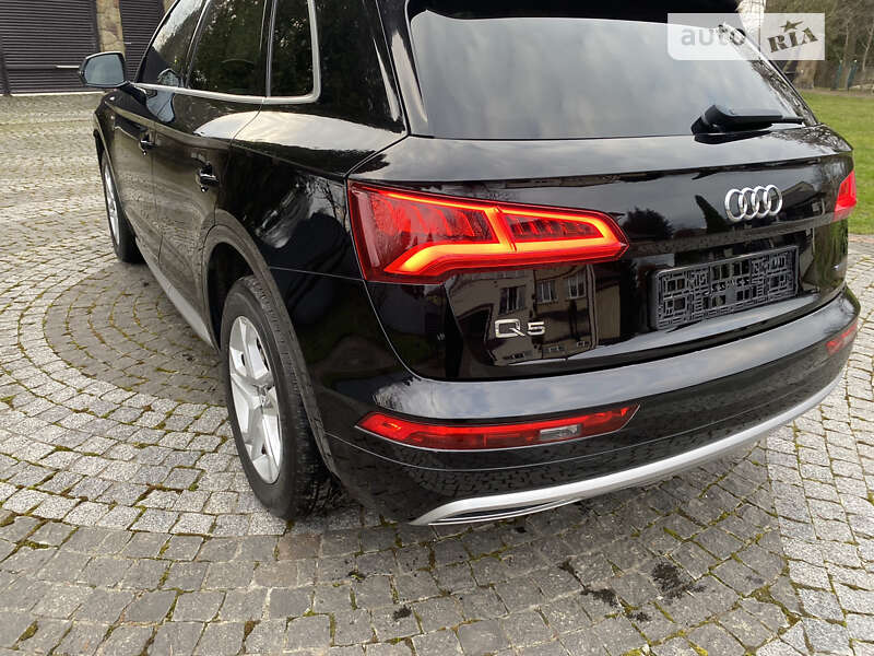 Внедорожник / Кроссовер Audi Q5 2019 в Львове