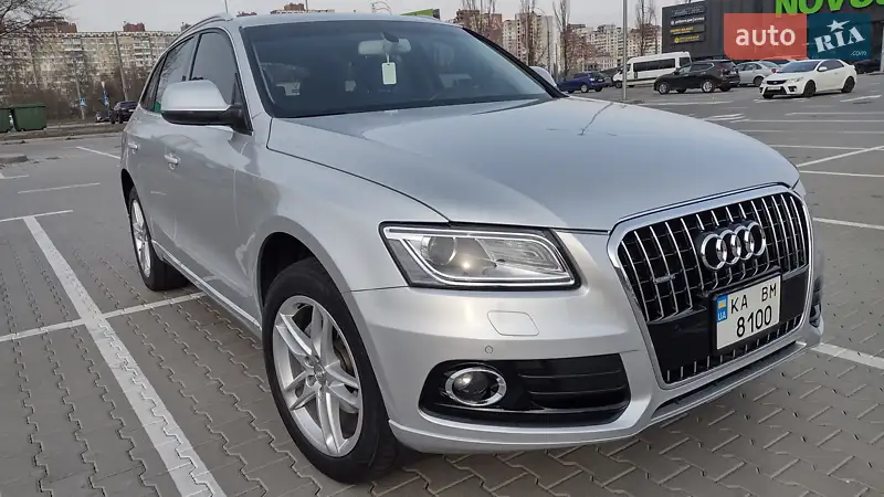 Внедорожник / Кроссовер Audi Q5 2012 в 