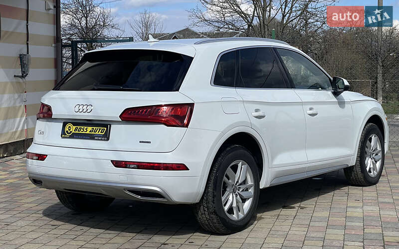 Внедорожник / Кроссовер Audi Q5 2019 в Стрые