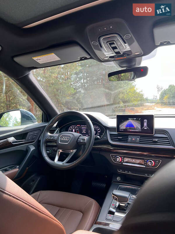 Внедорожник / Кроссовер Audi Q5 2018 в Смеле