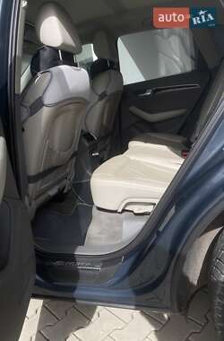 Позашляховик / Кросовер Audi Q5 2011 в 