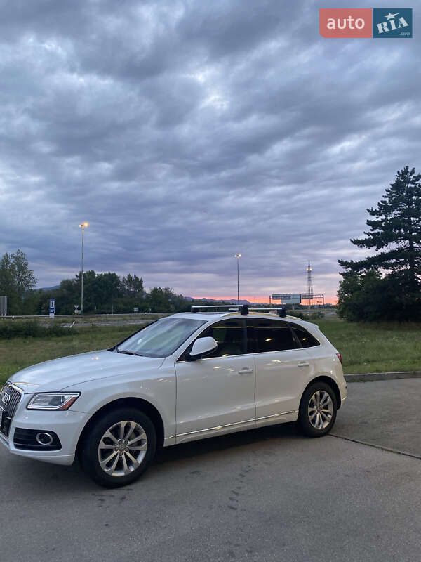 Позашляховик / Кросовер Audi Q5 2013 в Глобиному