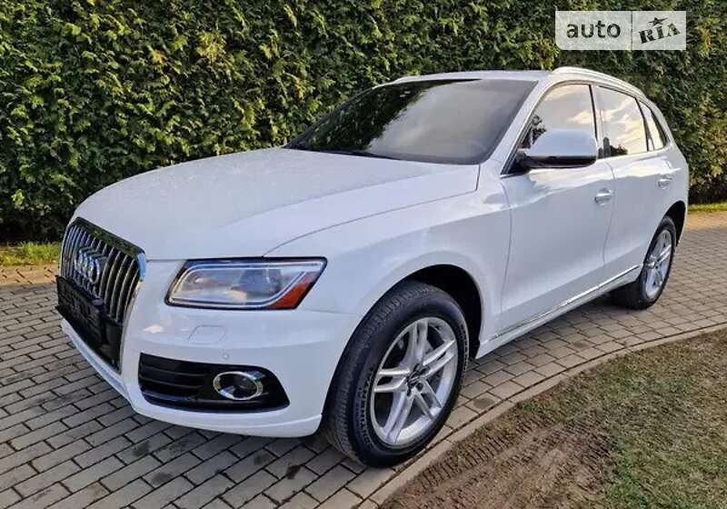 Позашляховик / Кросовер Audi Q5 2016 в Львові