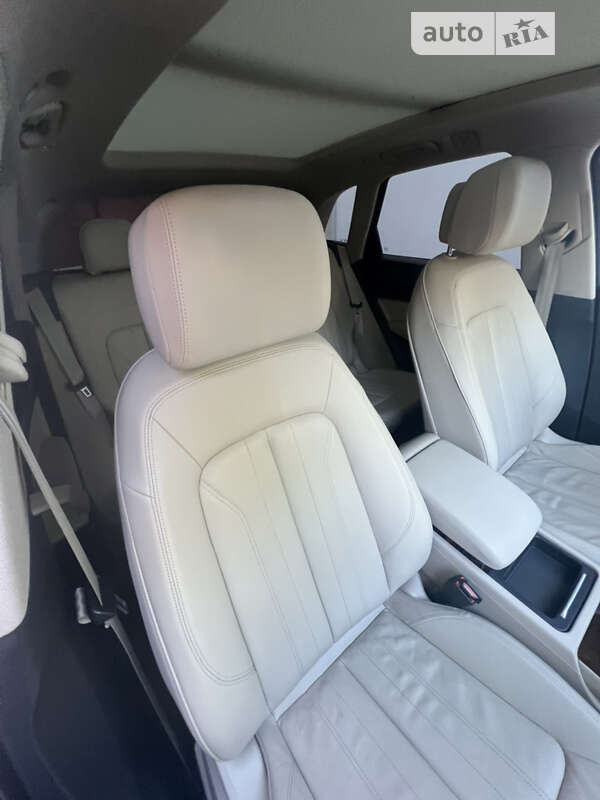 Внедорожник / Кроссовер Audi Q5 2017 в Одессе