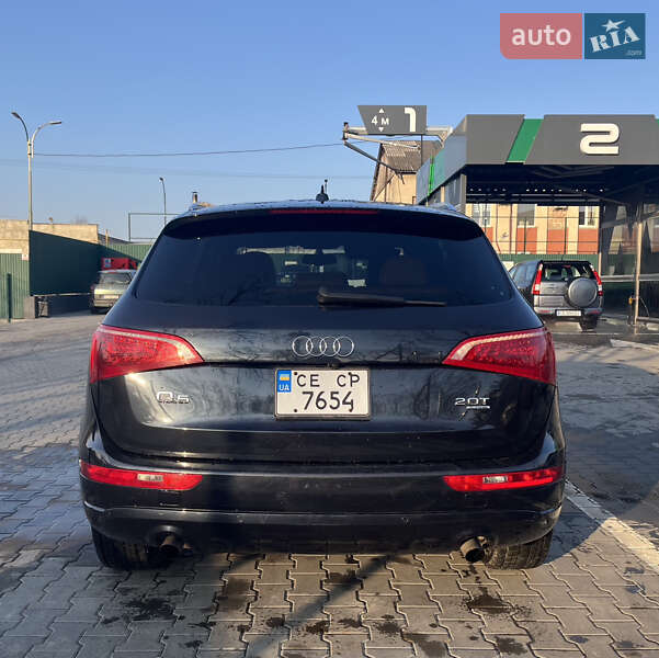 Внедорожник / Кроссовер Audi Q5 2011 в Черновцах