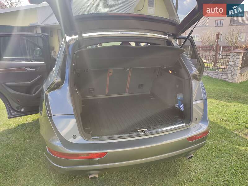 Внедорожник / Кроссовер Audi Q5 2012 в Тернополе