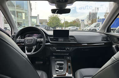 Внедорожник / Кроссовер Audi Q5 2018 в Житомире