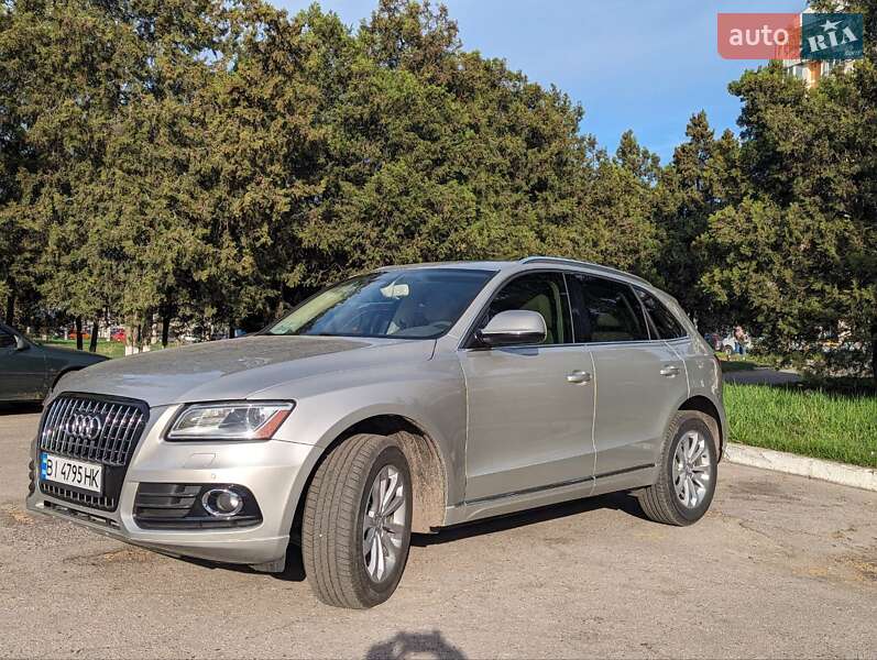 Внедорожник / Кроссовер Audi Q5 2015 в Полтаве
