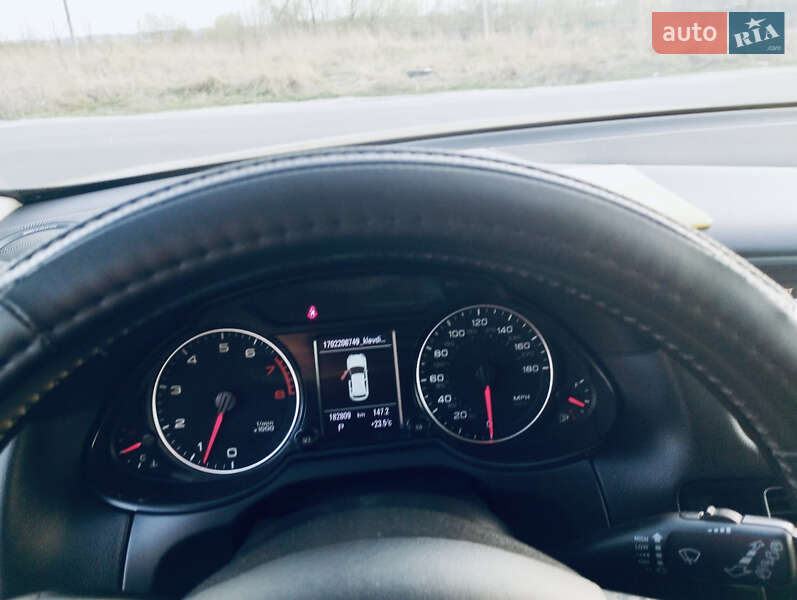 Позашляховик / Кросовер Audi Q5 2011 в Львові