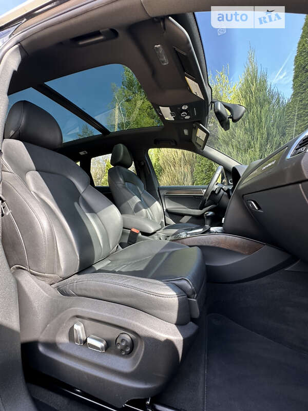 Внедорожник / Кроссовер Audi Q5 2015 в Самборе