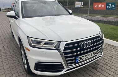 Внедорожник / Кроссовер Audi Q5 2018 в 