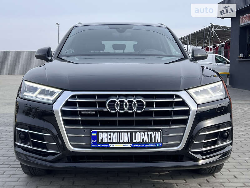 Внедорожник / Кроссовер Audi Q5 2017 в Лопатине