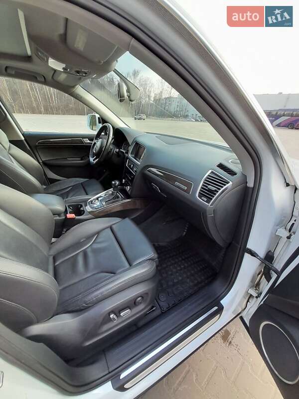 Внедорожник / Кроссовер Audi Q5 2013 в Чернигове