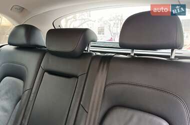 Внедорожник / Кроссовер Audi Q5 2012 в 