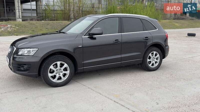 Позашляховик / Кросовер Audi Q5 2012 в Києві