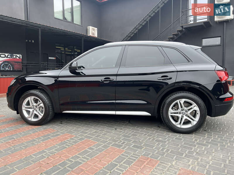 Внедорожник / Кроссовер Audi Q5 2018 в Одессе