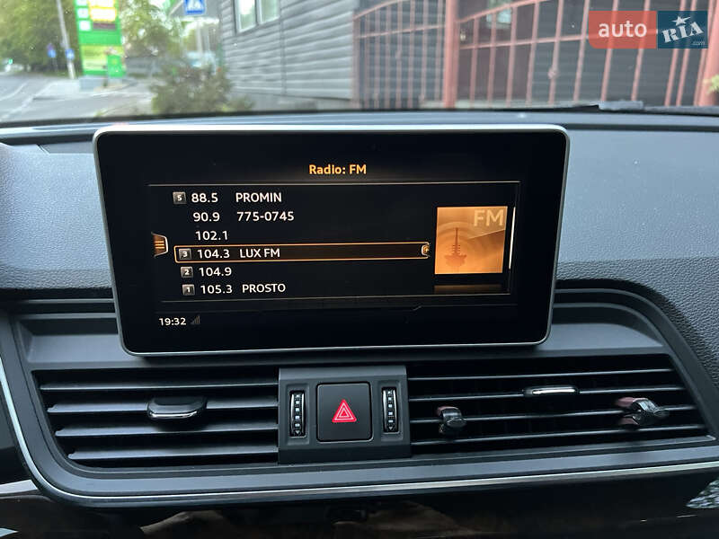 Внедорожник / Кроссовер Audi Q5 2018 в Одессе