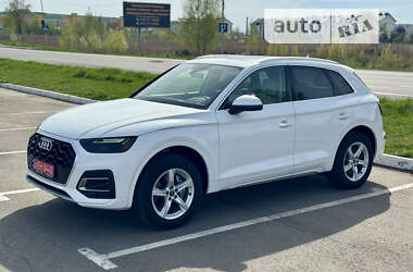 Позашляховик / Кросовер Audi Q5 2021 в Луцьку