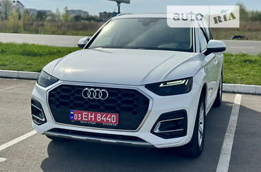 Позашляховик / Кросовер Audi Q5 2021 в Луцьку