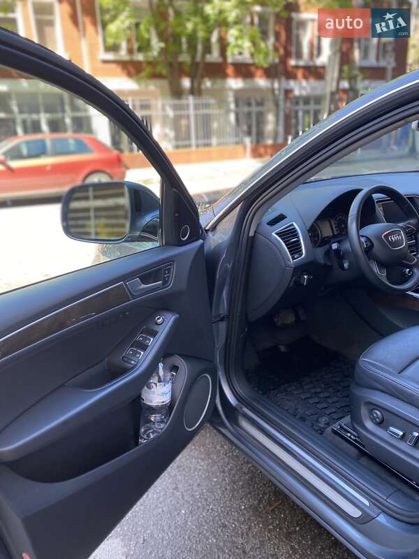 Внедорожник / Кроссовер Audi Q5 2015 в Одессе