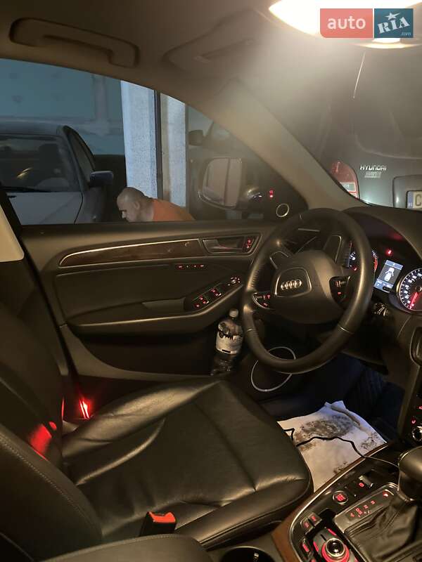 Внедорожник / Кроссовер Audi Q5 2015 в Одессе