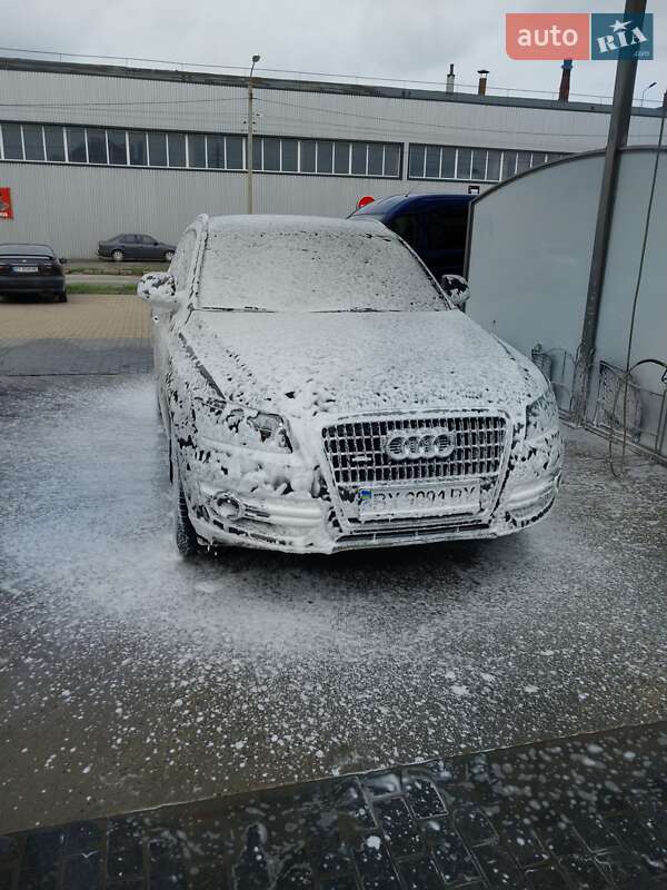 Позашляховик / Кросовер Audi Q5 2011 в Хмельницькому